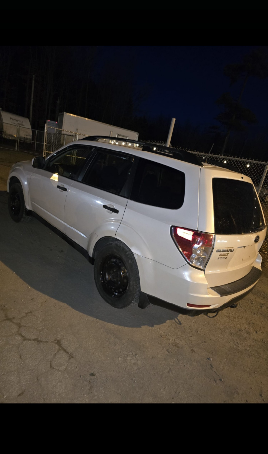 2010 Subaru Forester - photo 5