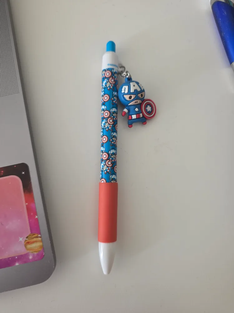 Marvel Captain America Pen with Charm image indicator(2)