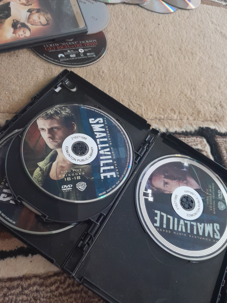 Smallville: The Complete Ninth Season DVD - photo 4