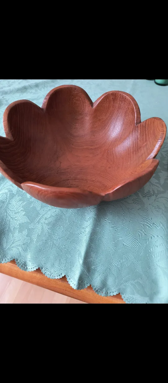 Hand-Carved Wooden Wall Hanging, Bowl & Gourd Ornaments image indicator(4)