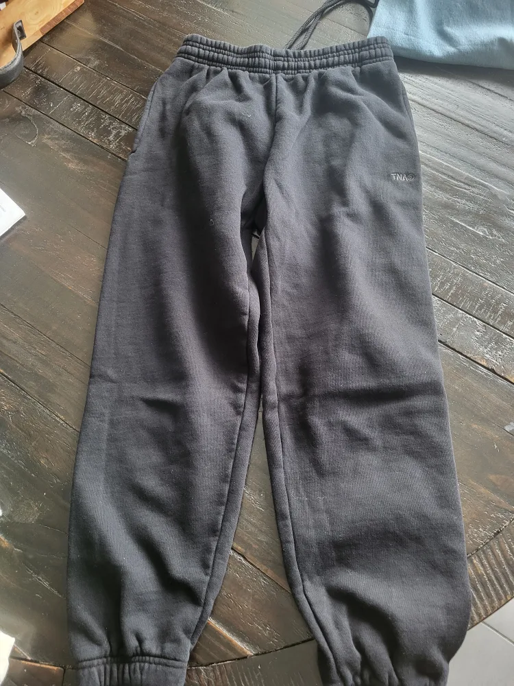 Bundle of Kids' Clothing - Sweatshirts, Underwear & Pants image indicator(7)