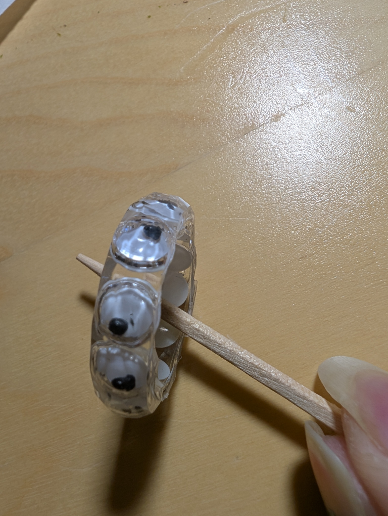 Handcrafted Wiggle Eyes Ring - photo 2