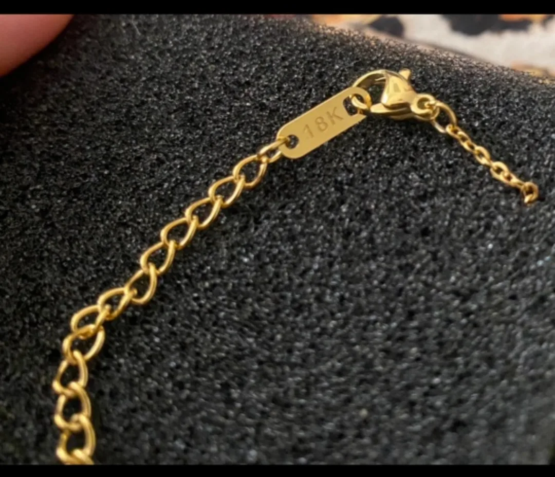 Vanessa Flair Gold Knot Necklace image indicator(2)