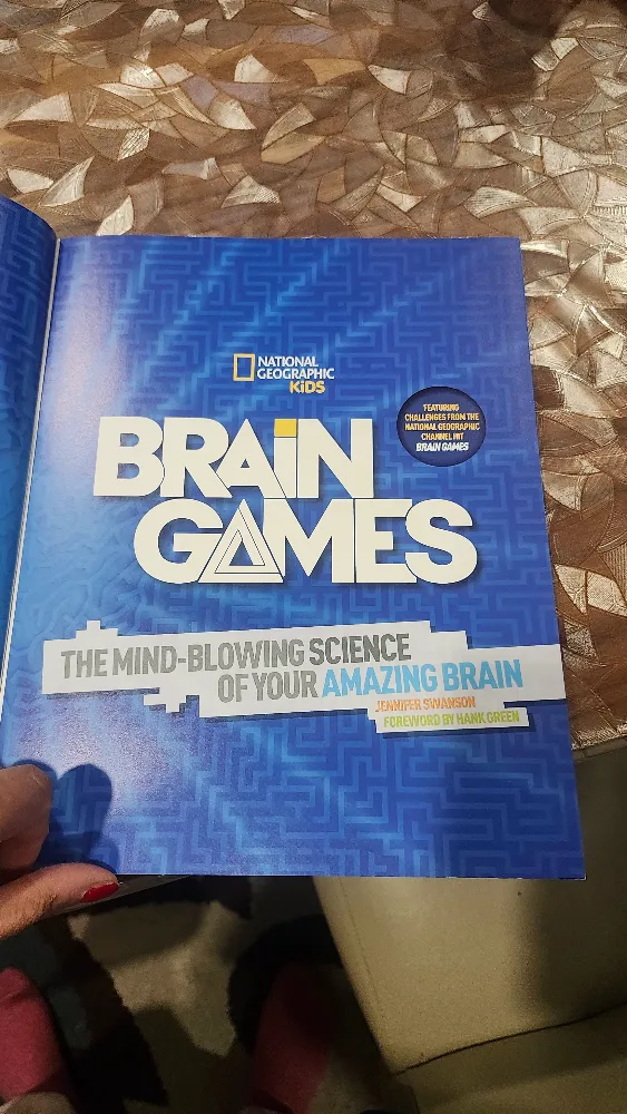 National Geographic Kids Brain Games Book image indicator(5)