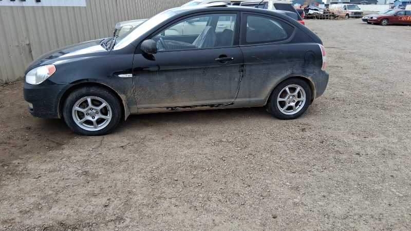 2010 Hyundai accent - photo 2
