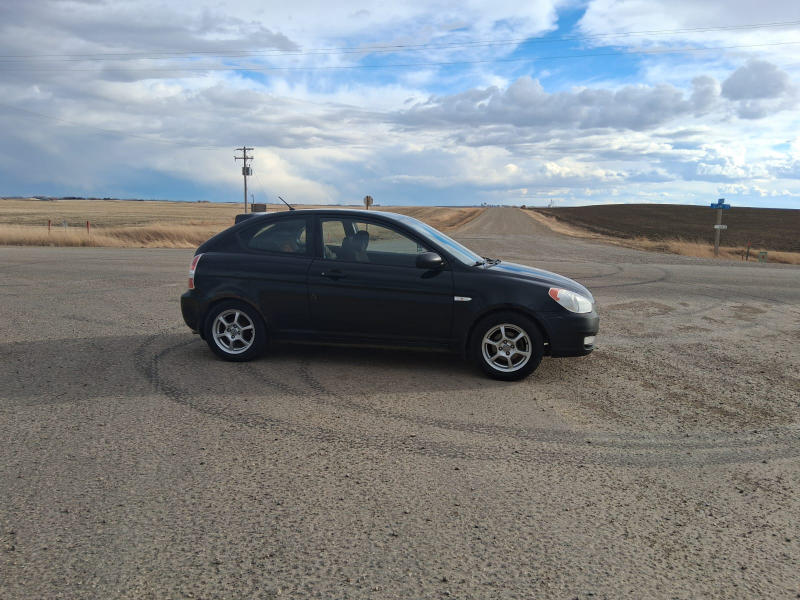 2010 Hyundai accent - photo 3