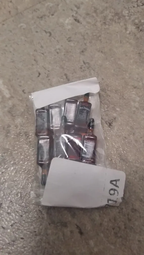 Miniature Jack Daniel's Bottles Dollhouse Figures image indicator(2)