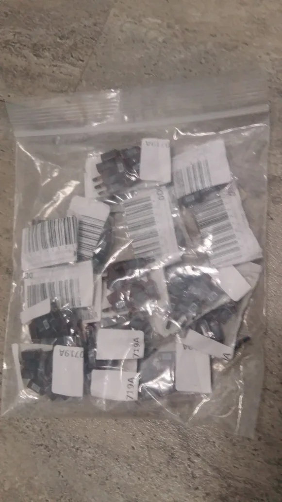 Miniature Jack Daniel's Bottles Dollhouse Figures image indicator(5)