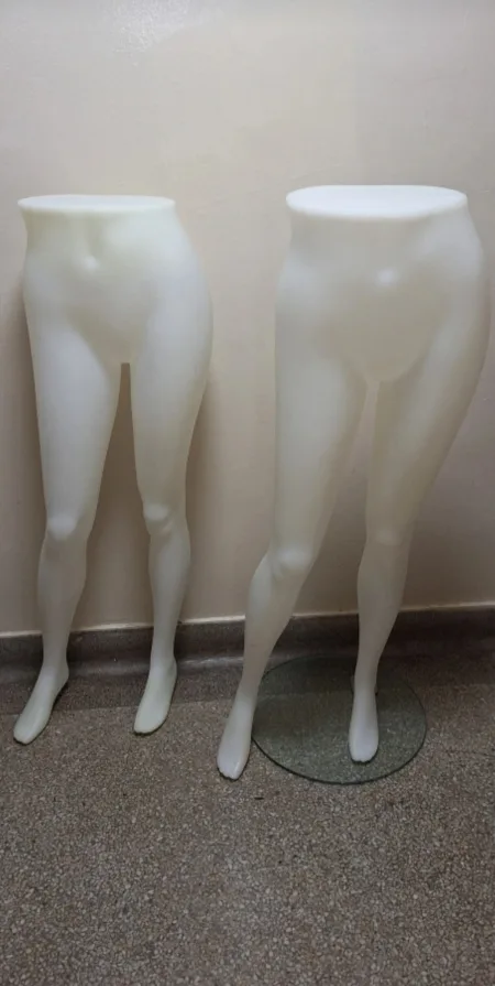 bundle of mannequins and rack for clothes image indicator(5)