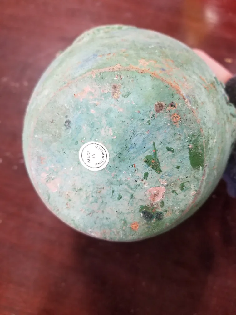 Small 6"×5", vintage hand-painted pottery vase from Philippines. image indicator(3)