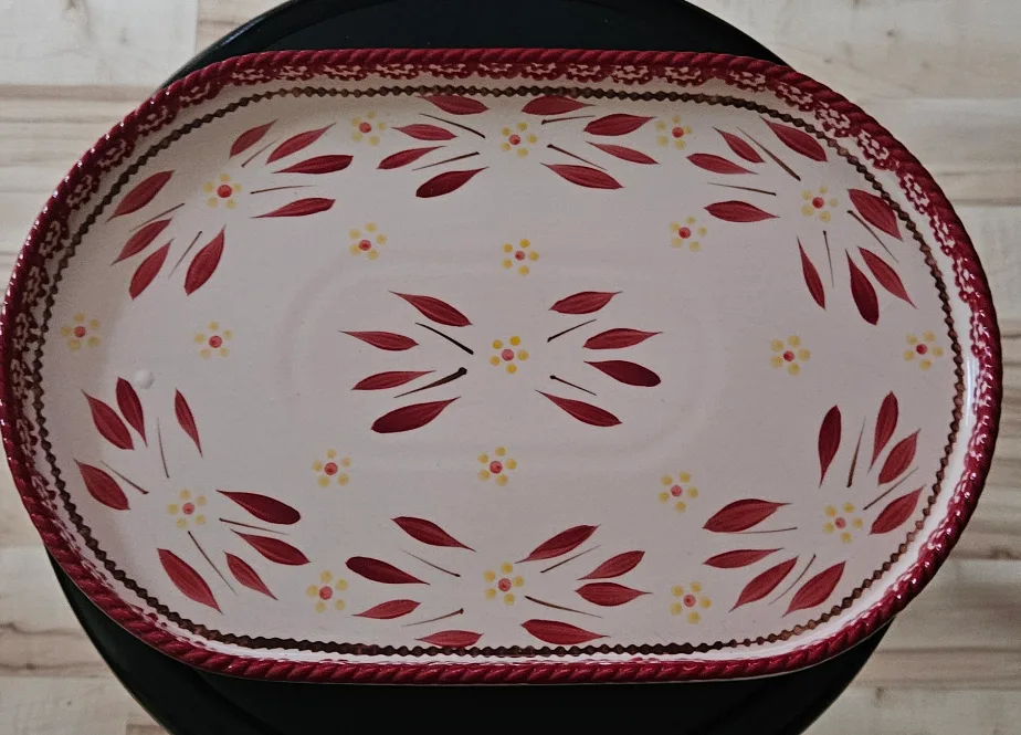 Temptations by Tara Old World 3.2 QT Oval Baker image indicator(6)