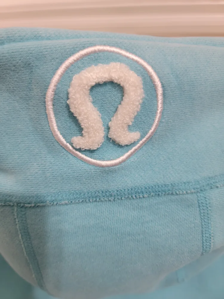 Lululemon Scuba Hoodie image indicator(4)