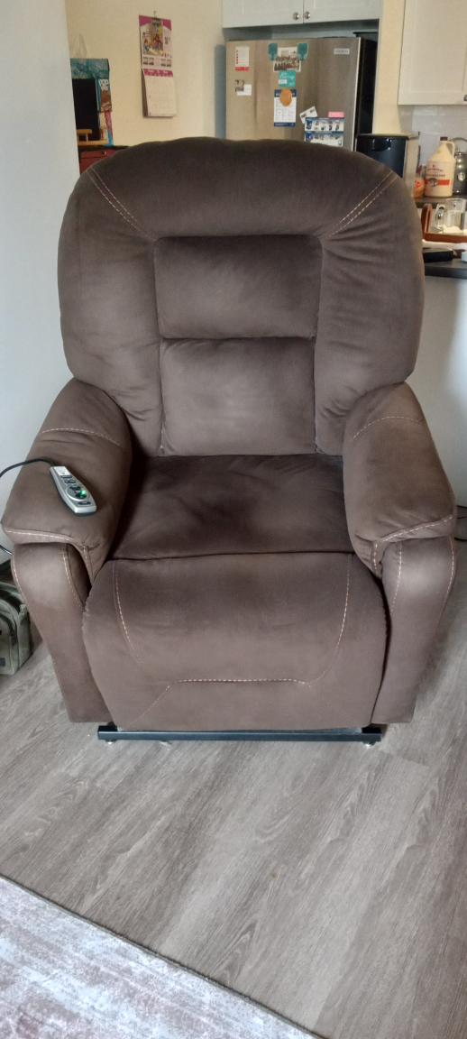 Brown Recliner with Heat and Massage - photo 2