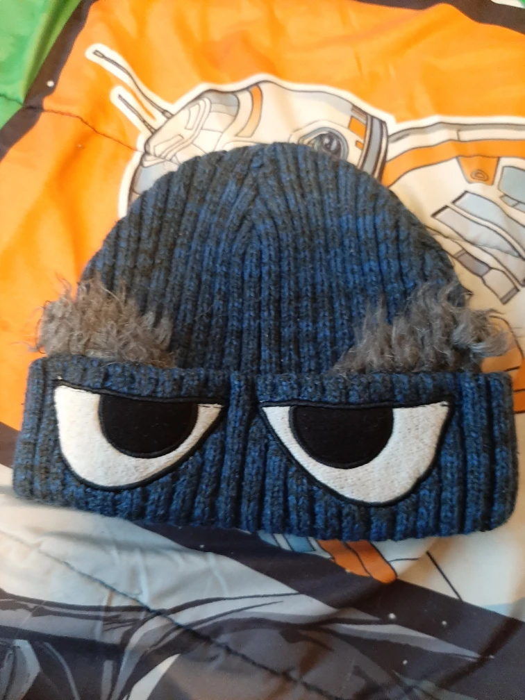 Hat Bundle: Minecraft, Under Armour, Darth Vader & more! - photo 4
