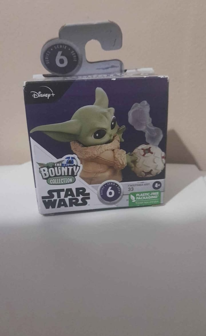 Star Wars The Bounty Collection Series 6 Grogu Figure
