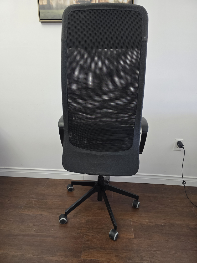 IKEA MARKUS Ergonomic Office Chair - photo 5