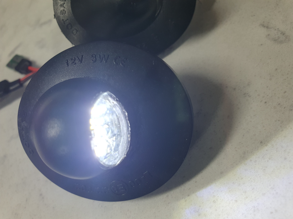 Pair of LED Licence Plate Lights - photo 4