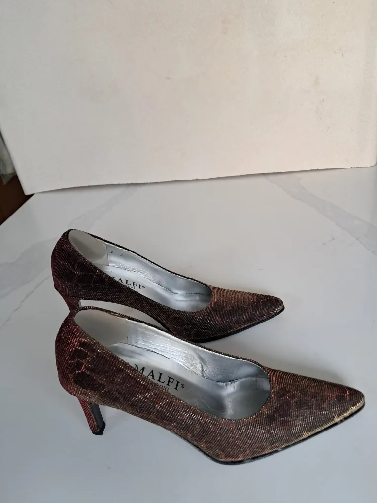 Amalfi by Rangoni Italian Heels image indicator(2)