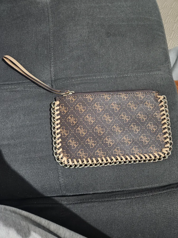 Guess Chain Trim Wristlet image indicator(3)