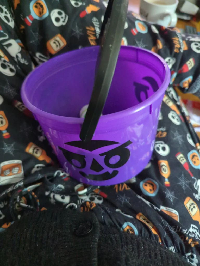 Purple Halloween Trick or Treat Bucket image indicator(2)