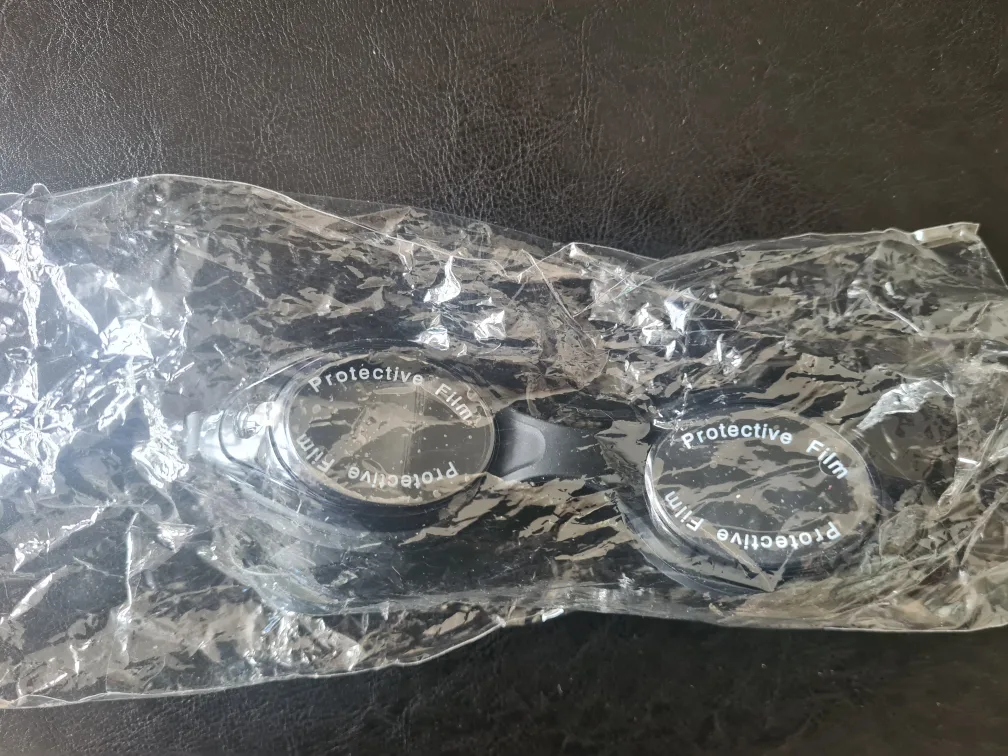 New Pair of Protective Swim Goggles image indicator(2)
