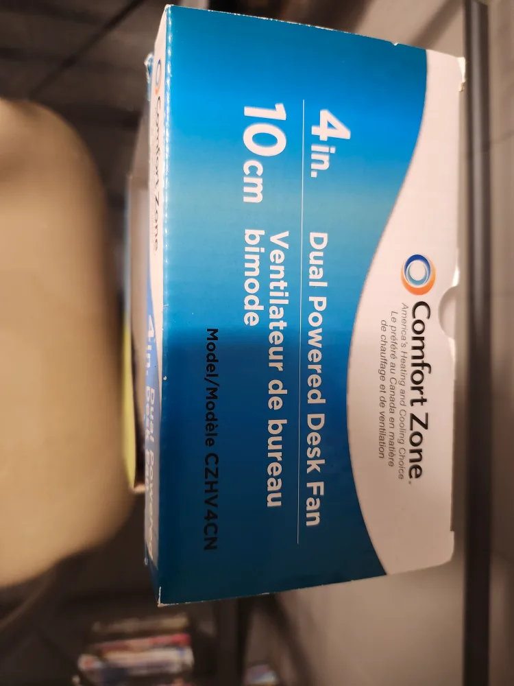 Comfort Zone 4in Dual Powered Desk Fan - New in Box image indicator(3)