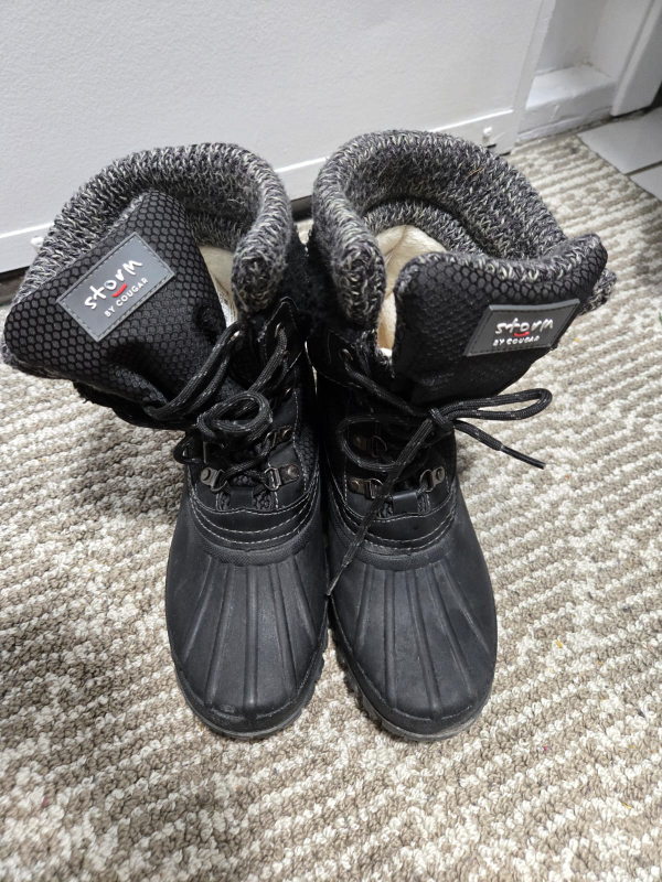 Women's Storm by Cougar Black Winter Boots - Size 8 - photo 2