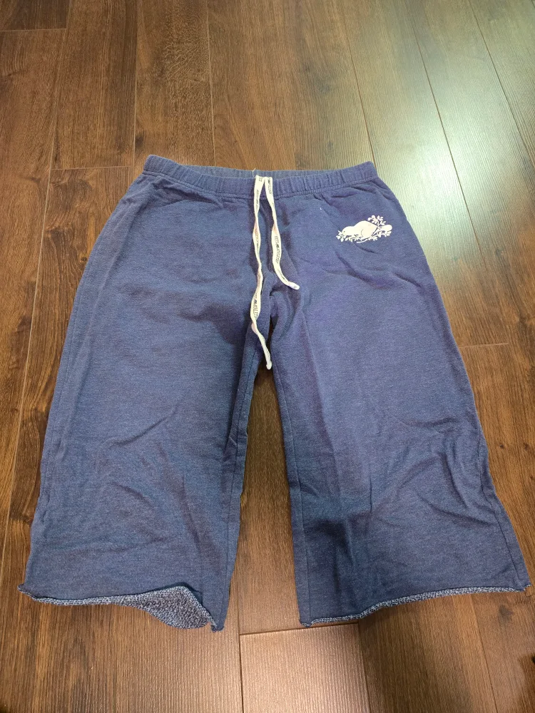 Roots Capris (S) thumbnail
