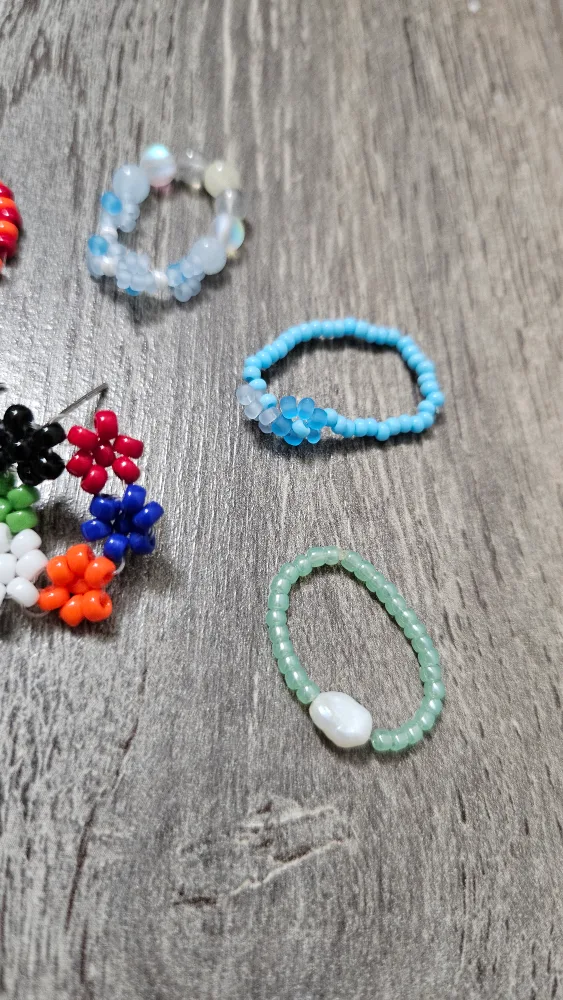 Handmade beads jewelry image indicator(3)