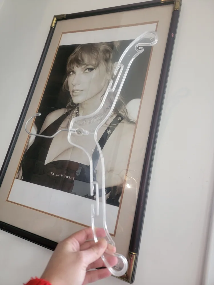 Bulk Lot of Clear Plastic Clothes Hangers image indicator(4)