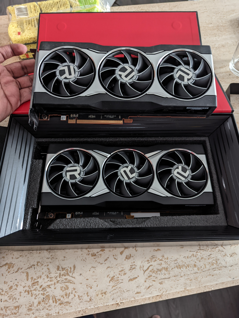 AMD Radeon RX 6900 XT reference - photo 3