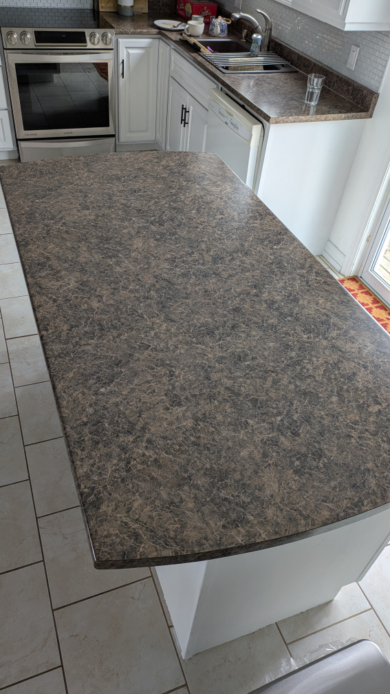 Kitchen Island with Laminate Countertop - photo 4