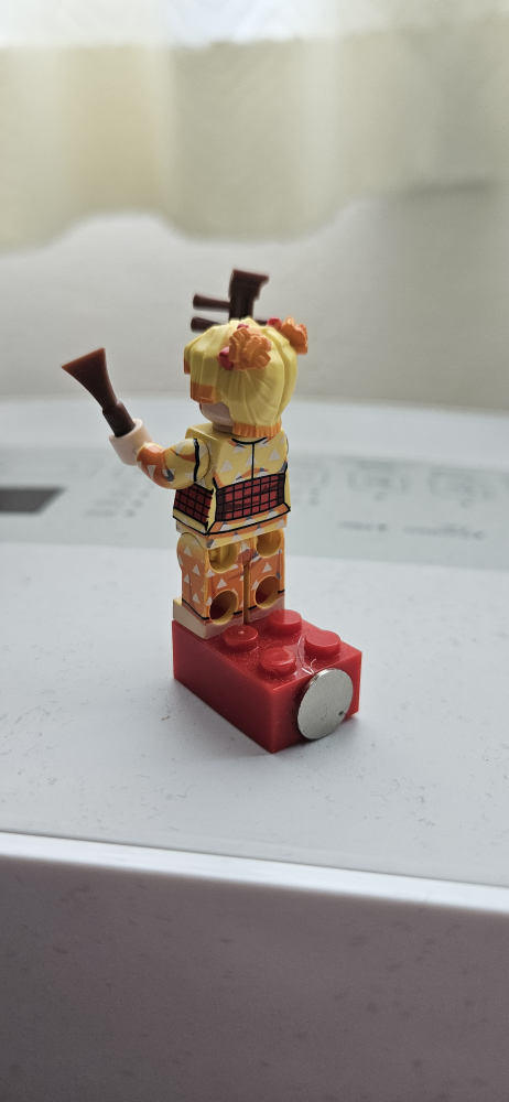 Zenitsu Agatsuma Demon Slayer Lego Minifigure - photo 2