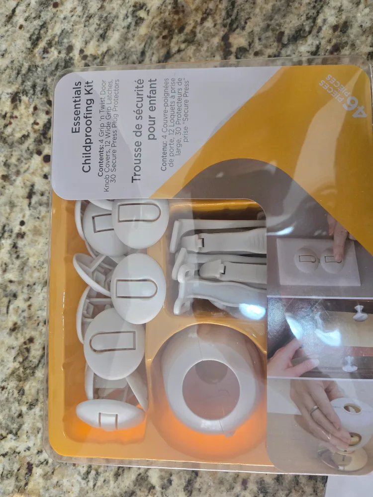 Safety 1st child proofing kit
