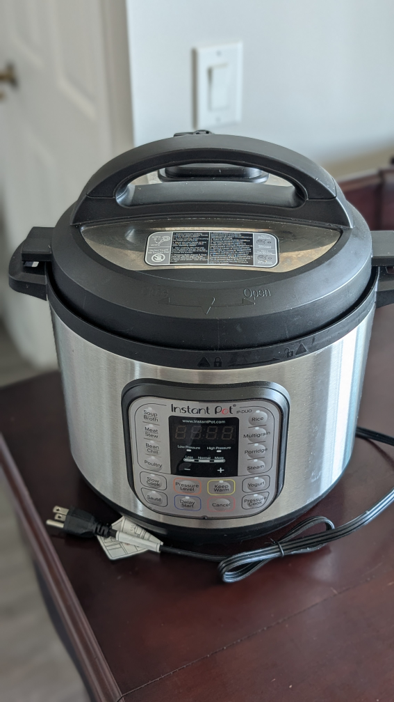 Instant Pot Duo 8 Quart Pressure Cooker