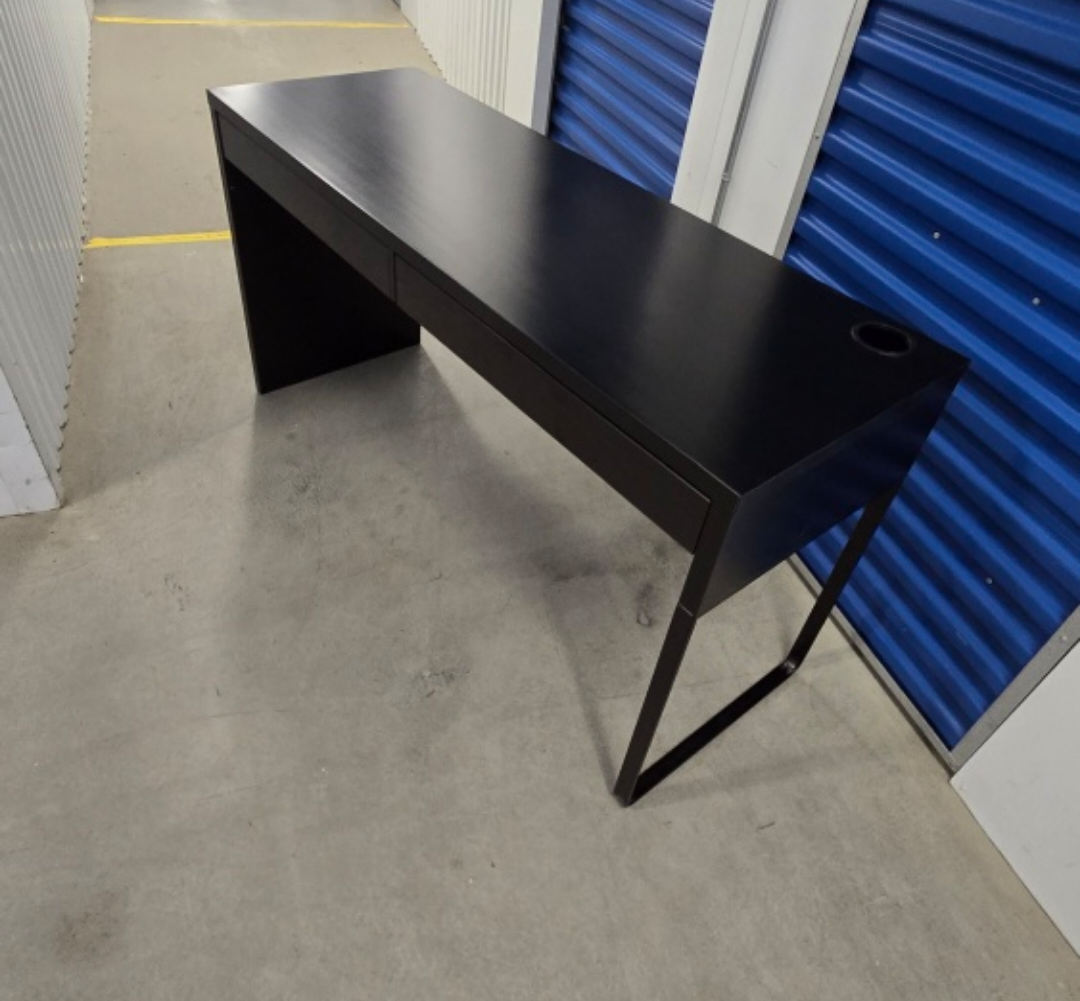 Black Desk with Two Drawers