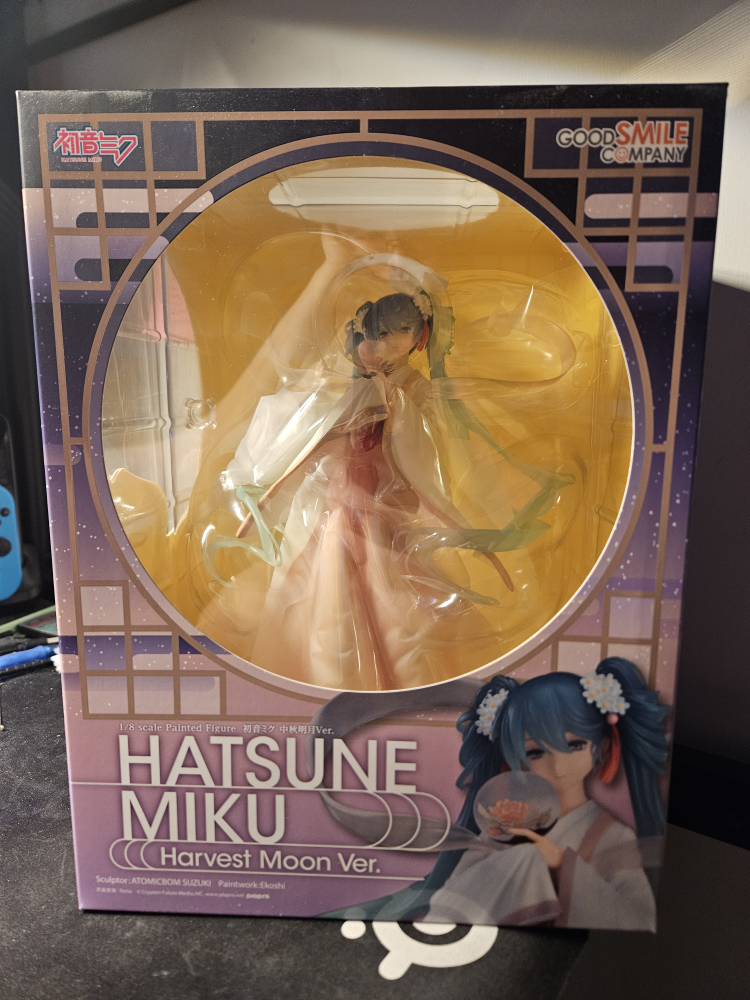 Hatsune Miku Harvest Moon Ver. 1/7 Scale Figure