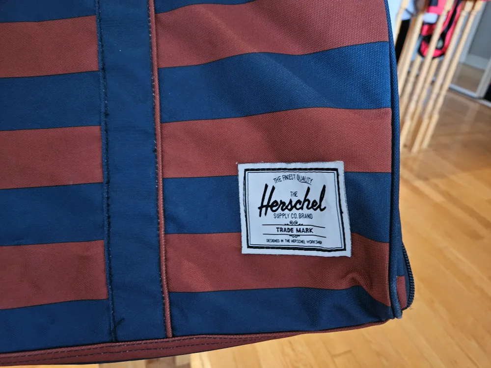 Herschel Duffel Bag - Authentic and Special Edition Colour image indicator(3)