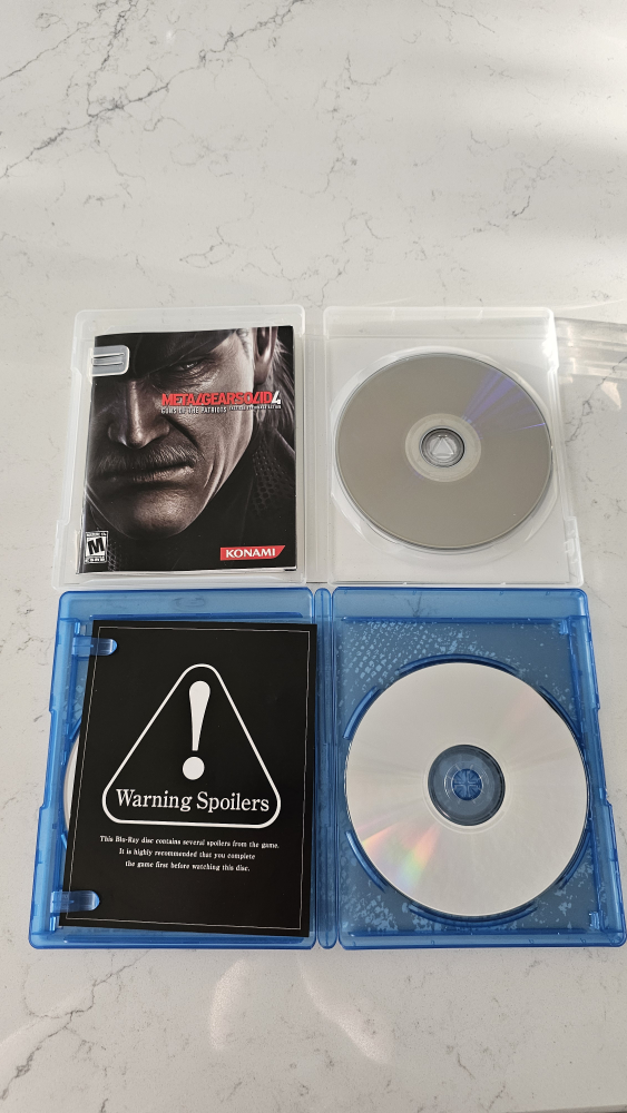 Metal Gear Solid 4 Limited Edition PS3 - photo 4