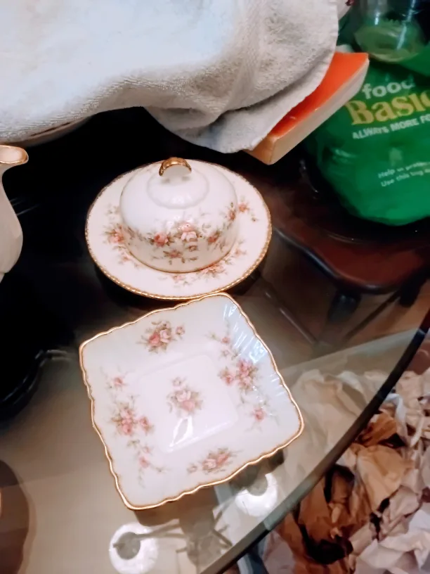 Paragon "Victoriana Rose " Items to add to your Collection image indicator(3)