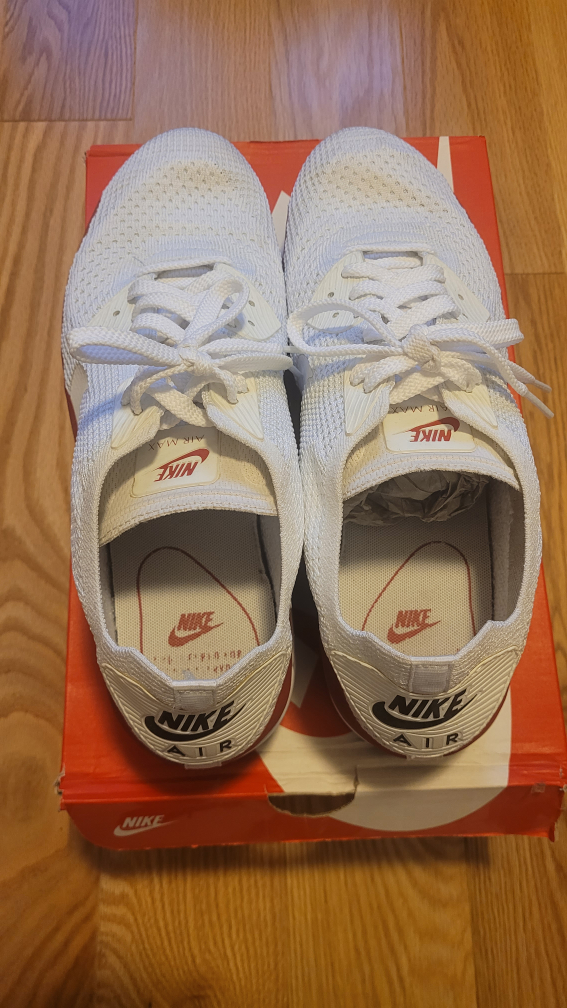 Nike Air Max 90 Ultra Flyknit Sneakers - photo 4