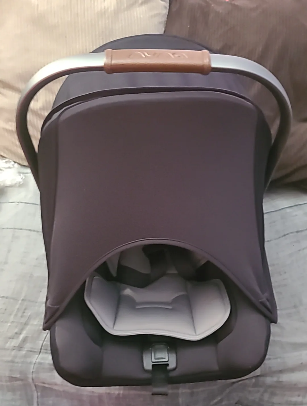 Nuna Pipa Lite Infant Car Seat image indicator(5)