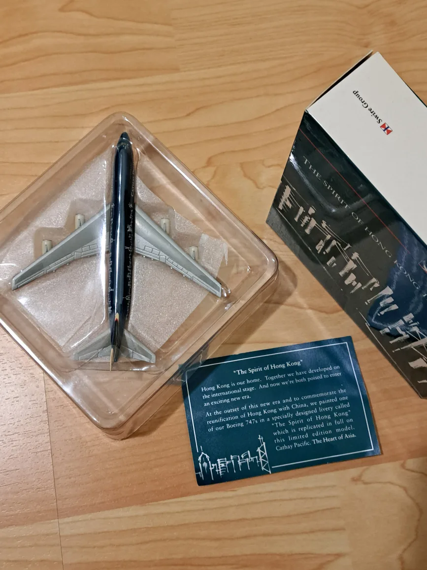 Cathay Pacific Boeing 747-400 'The Spirit of Hong Kong' image indicator(2)