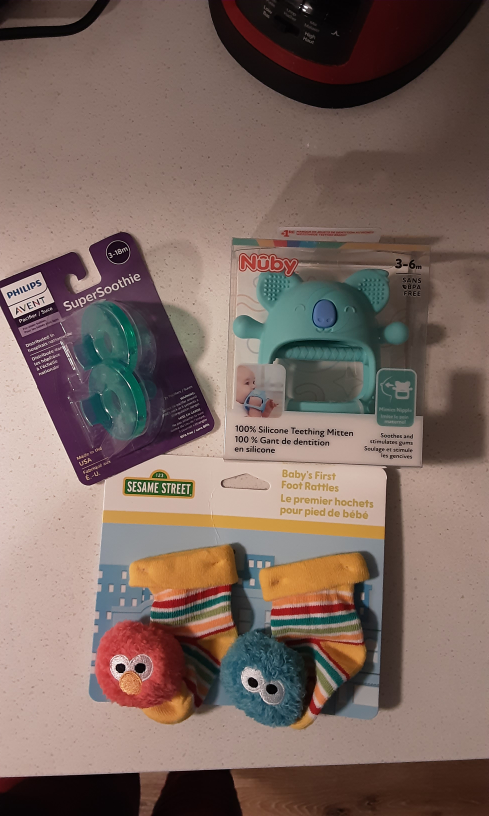 **New** Philips Avent Soother, Nuby Teether, Rattle Socks