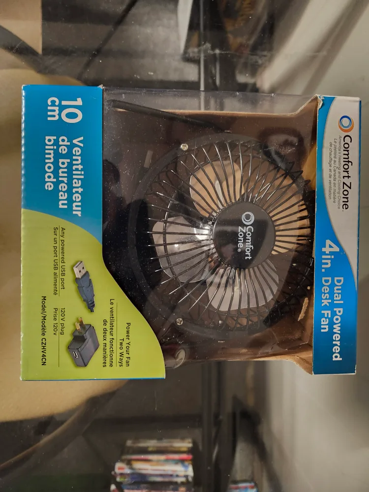 Comfort Zone 4in Dual Powered Desk Fan - New in Box image indicator(4)
