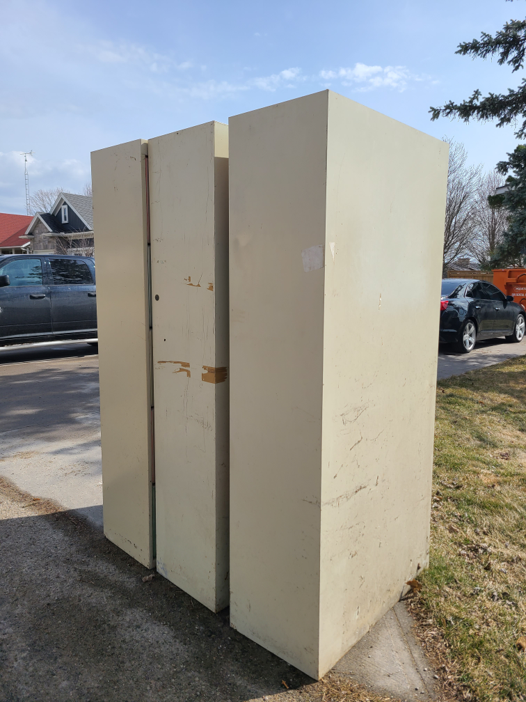 3 Large Metal Cabinets - Industrial/Commercial - photo 2
