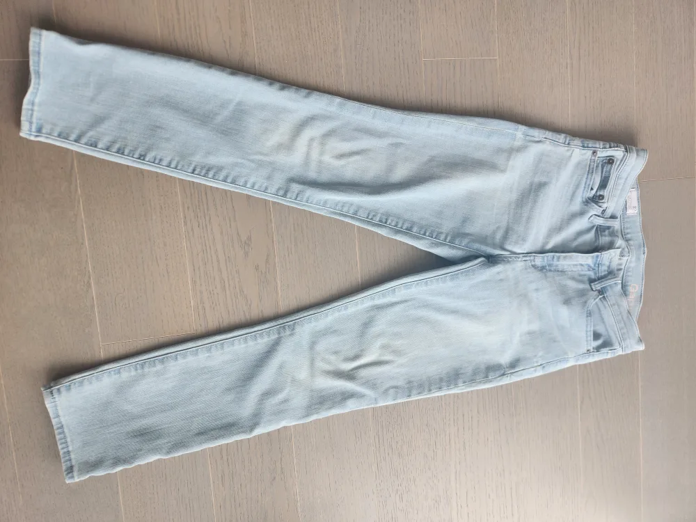 Gap Jeans Bundle - Size 27 image indicator(2)