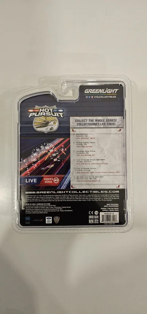 GREENLIGHT TARGET 2022 CHEVROLET TAHOE POLICE VEHICLE image indicator(2)