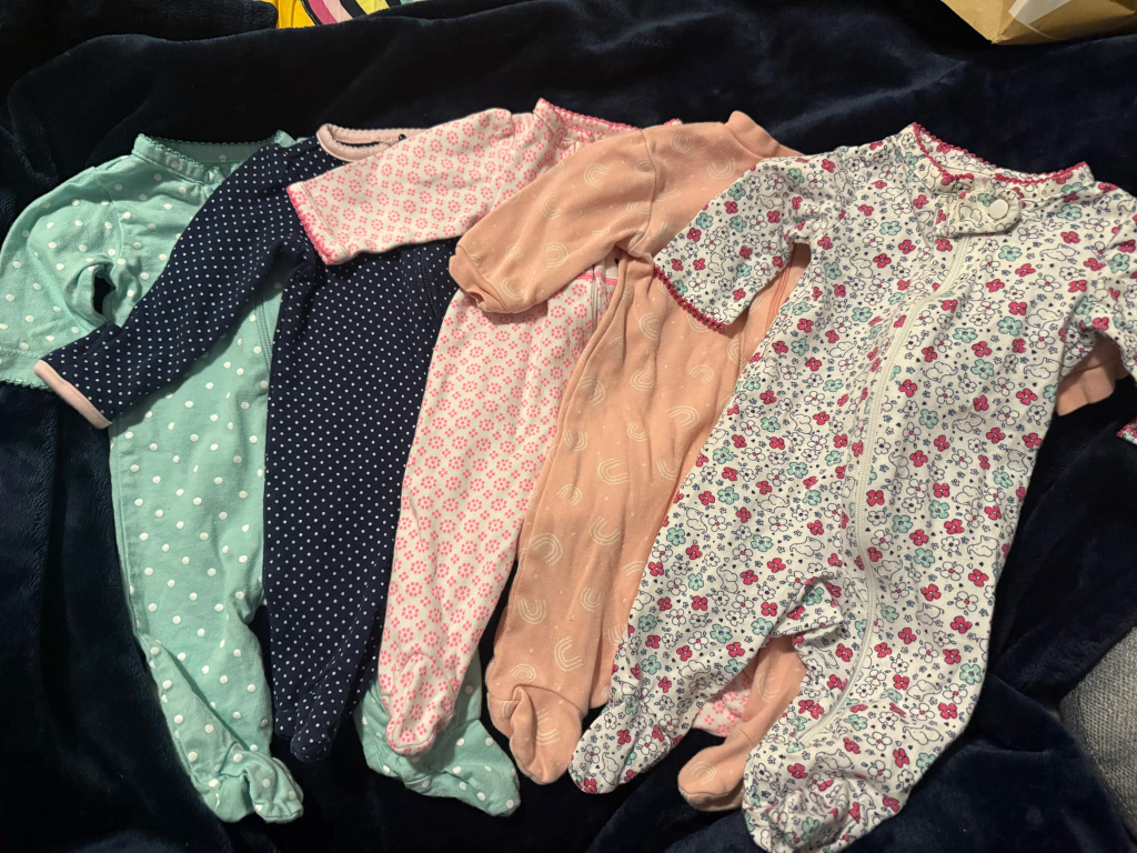Baby Girl Clothes Bundle - Sleepers, Bodysuits & Leggings - photo 2