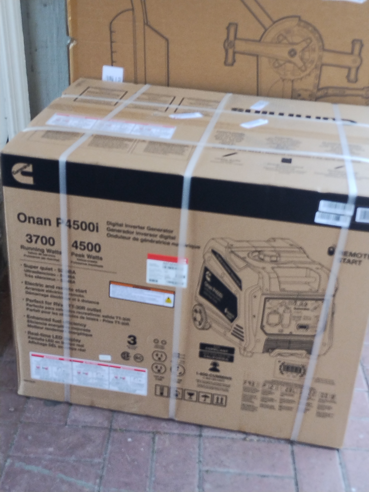 Cummins Onan P4500I Portable Inverter - photo 4